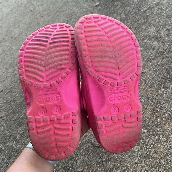 Pink Crocs size .5 women’s - Picture 4 of 4